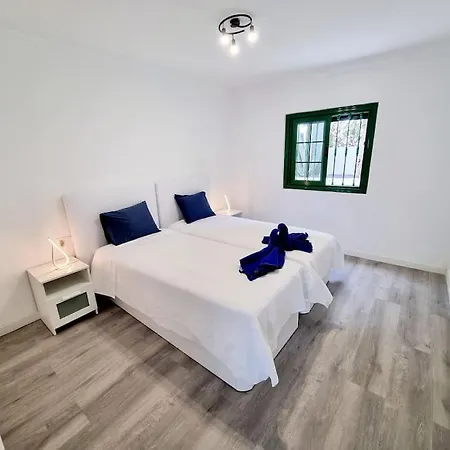 Apartamento Playa Bastian First Line Of The Sea *