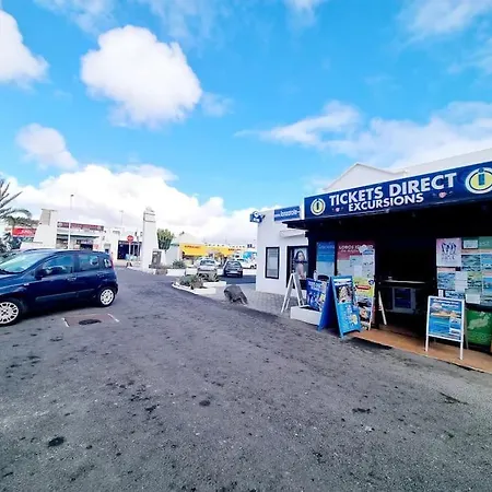 Playa Bastian First Line Of The Sea * Costa Teguise